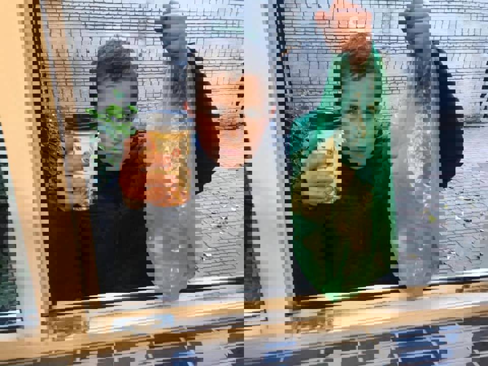 GATEBARNA I RIGA - DE UTSATTE OG SVAKESTE